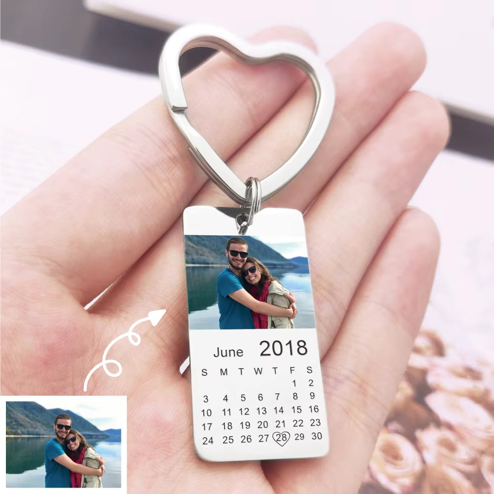 Mother Kids Personalized Calendar Photo Keychain Engraved with Your Date Text Stainless Steel Keyring Wedding Anniversary Gift