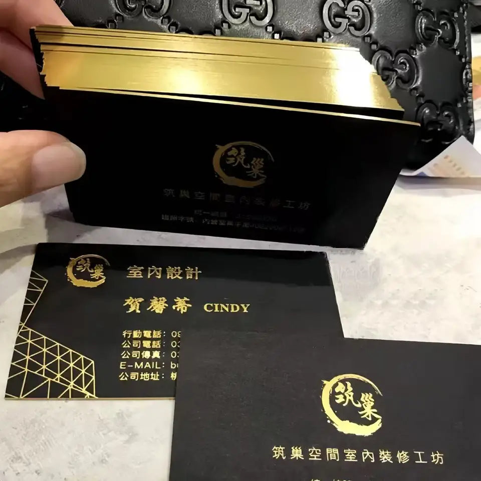 Customized High-End Black Gold Stamped Business Card Production with Creative Thickened Gold Embossed Special Paper Design